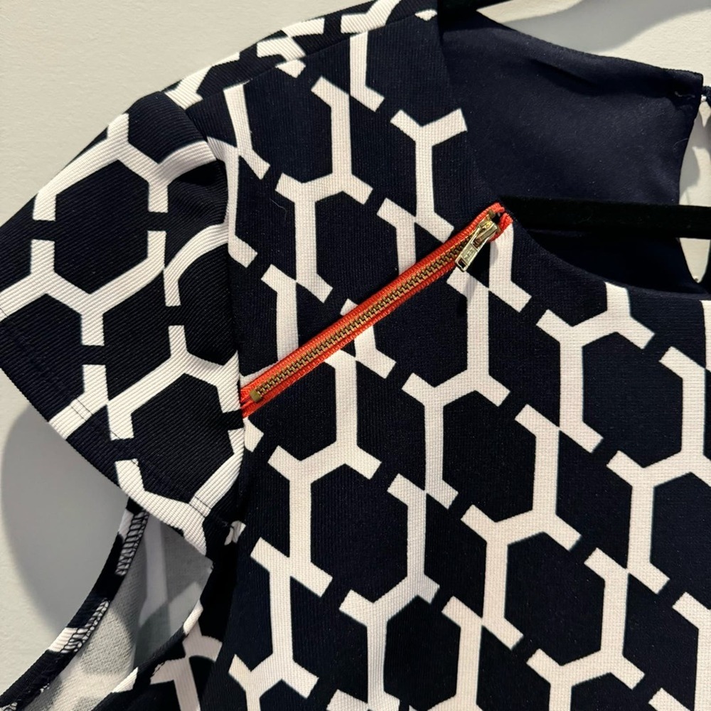Madison Leigh Cap Sleeve Dress | Geometric Design | 20W - Picture 3 of 7